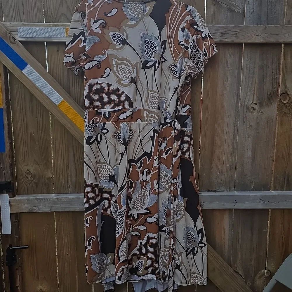 Wrap Dress - Picture 4 of 4